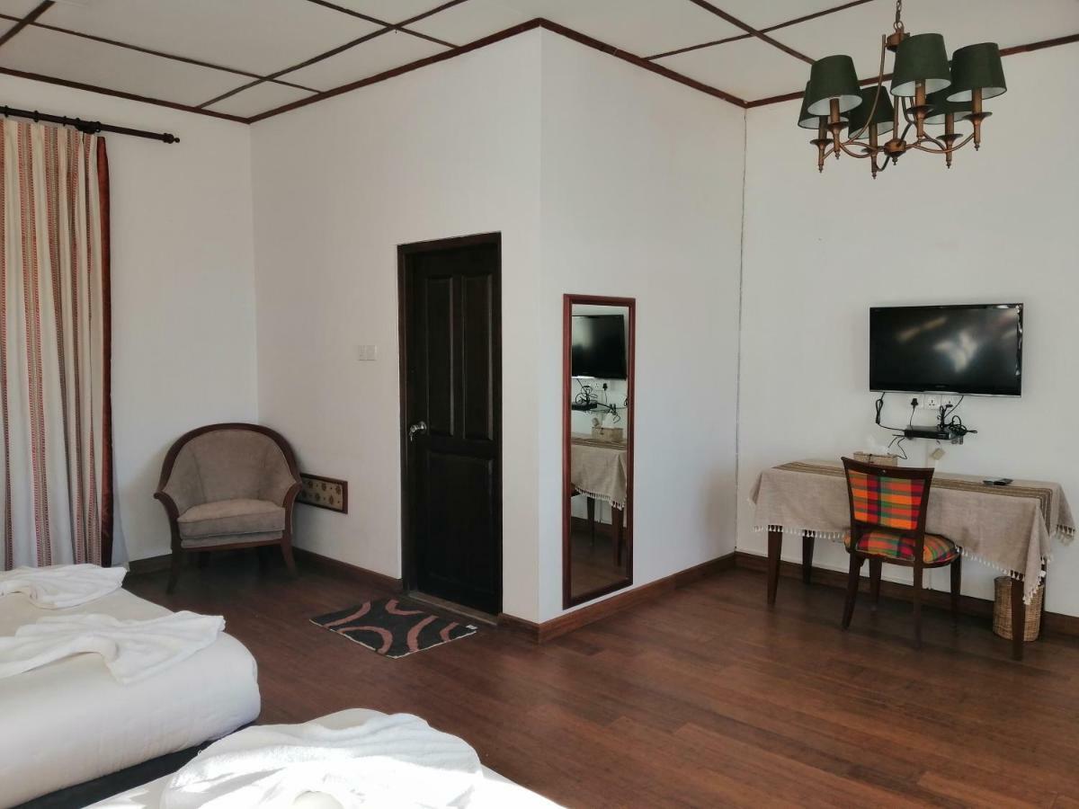 Melford Nuwaraeliya Villa นูวาราเอลิยา ภายนอก รูปภาพ